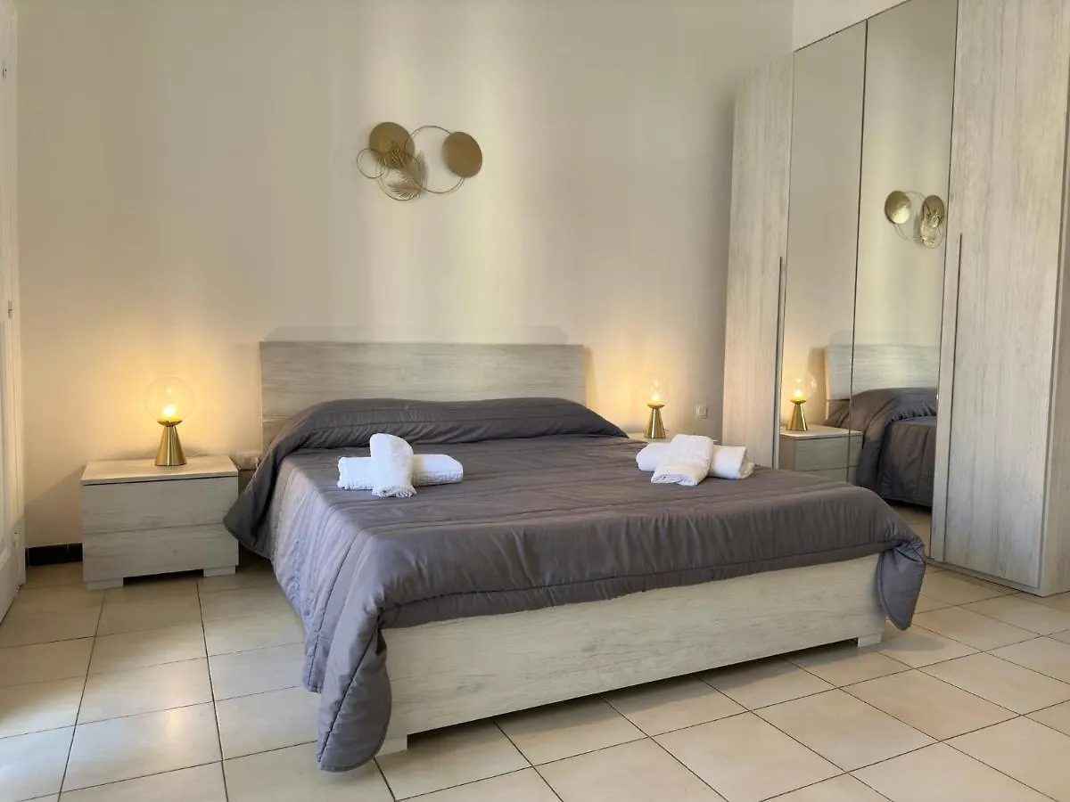Cconforthotels Appartamento Crispi Bari