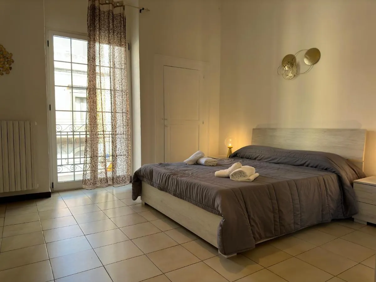 Apartment Cconforthotels Appartamento Crispi Bari Italien
