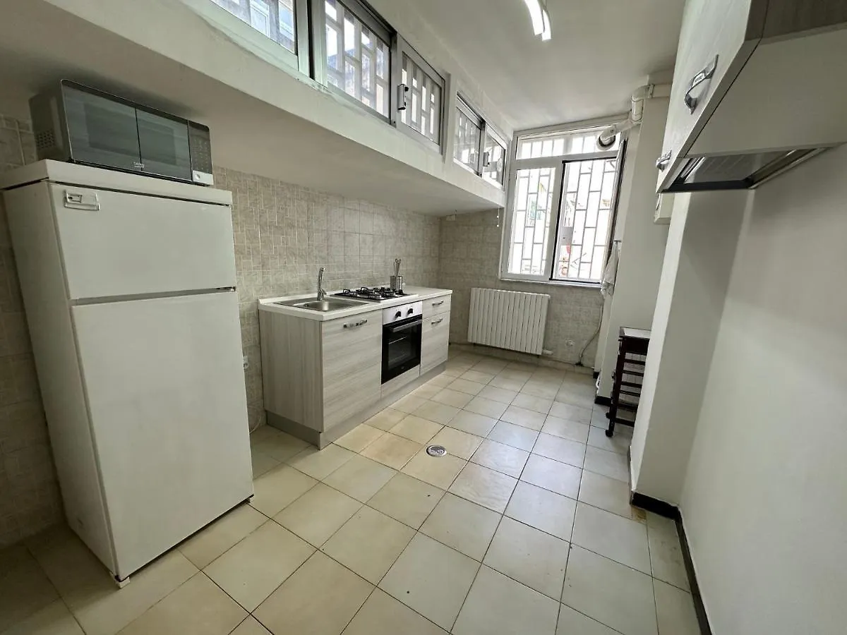 Cconforthotels Appartamento Crispi Bari 0*,